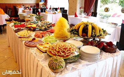 تهران-21-تخفیف-بوفه-شام-پنجشنبه-های-رستوران-هتل-پارسیان-استقلال-101567