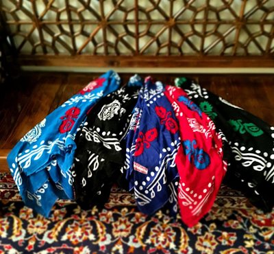 خرم-آباد-روز-گلونی-روسری-گلونی-101845