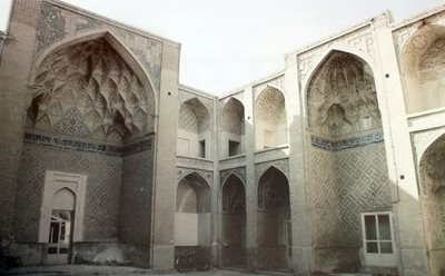 اصفهان-مدرسه-امامی-8473