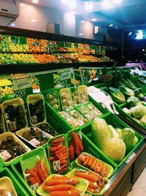 تهران-فروشگاه-سبزیجات-بامیکا-سعادت-آباد-14401