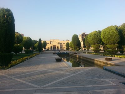 اصفهان-باغ-غدیر-3542