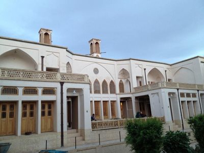کاشان-هتل-سنتی-خانه-منوچهری-31716
