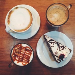 تهران-کافه-لمیز-سعدآباد-4248