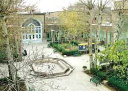 مسجد و مدرسه خان مروی (مدرسه فخریه)