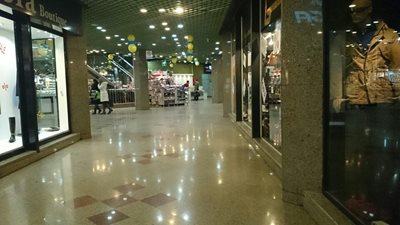 تهران-مجتمع-تجاری-میلاد-نور-46823