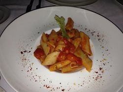 رستوران ایتالیایی بیچه