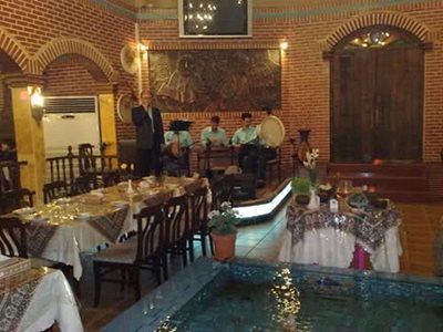 لاهیجان-رستوران-مهتاب-1231