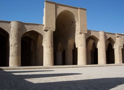 مسجد تاریخانه دامغان