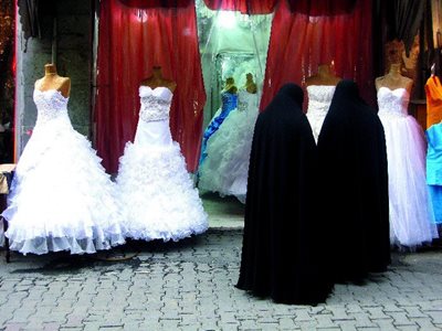 تهران-راسته-لباس-عروس-چهارراه-امیر-اکرم-10207