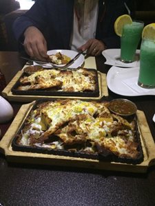 تهران-رستوران-افق-69561