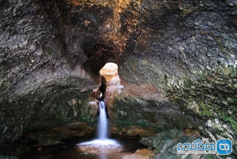آبشار زیرراه
