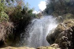 آبشار کوهمره سرخی (آبشار رمقان)