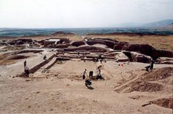 تپه باستانی آوه