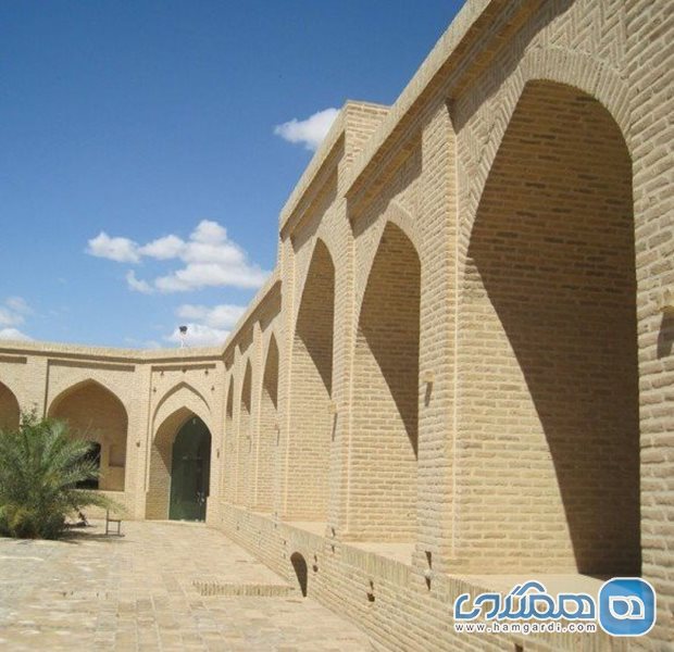 کاروانسرای رشتی عقدا