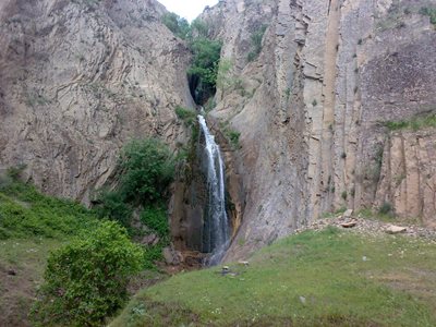 نی-ریز-آبشار-طارم-38030