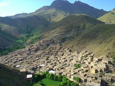 روستای آویهنگ