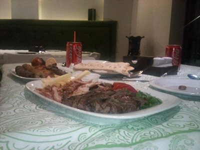 مشهد-رستوران-نسیم-لبنان-51339