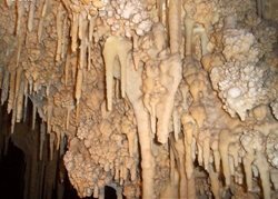 غار علی خورنده