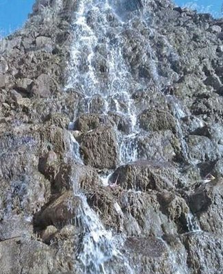 آبشار کاخک