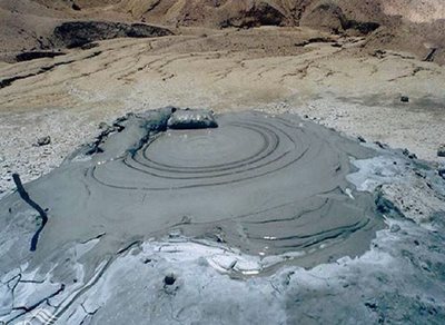 نوک-آباد-گل-فشان-پیرگل-59469