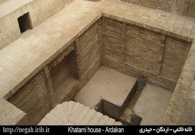 مهریز-عمارت-تاریخی-سنمبر-64365