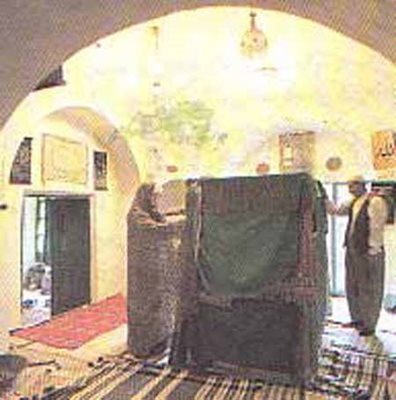 امام زاده طاقه گوره