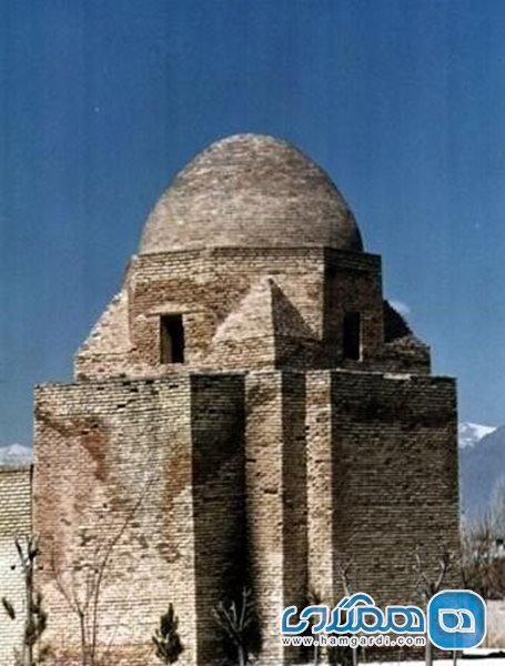 آرامگاه مولانا قطب الدین احمد ابهری
