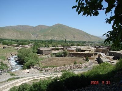پیرانشهر-روستای-کهنه-لاجان-83478