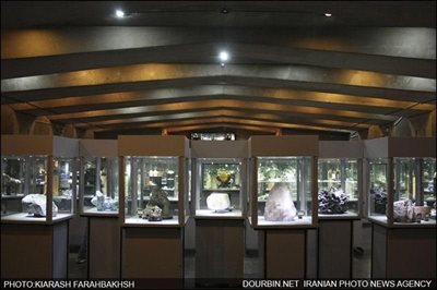 تهران-موزه-سنگ-و-جواهرات-101449