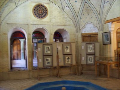 شیراز-موزه-هنر-مشکین-فام-110610