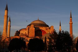 مسجد و موزه ایاصوفیه (Hagia Sophia Museum / Church (Ayasofya (حاجیاسوفیا)