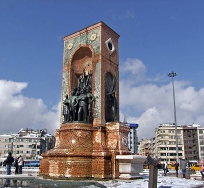 استانبول-میدان-تکسیم-استانبول-113374