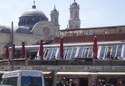 میدان تکسیم استانبول