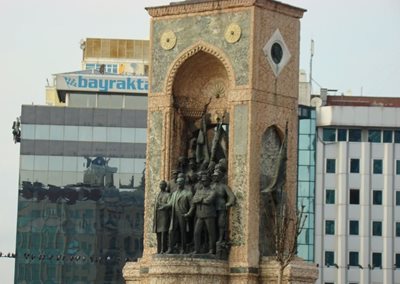استانبول-میدان-تکسیم-استانبول-113376