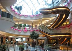 مرکز خرید برجمان BurJuman Shopping Centre