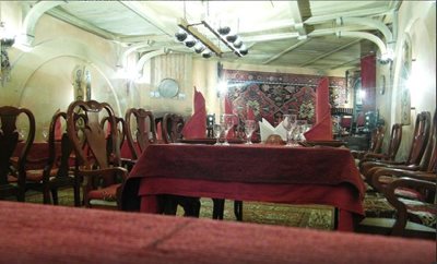 ایروان-رستوران-آرارات-Ararat-Restaurant-114721