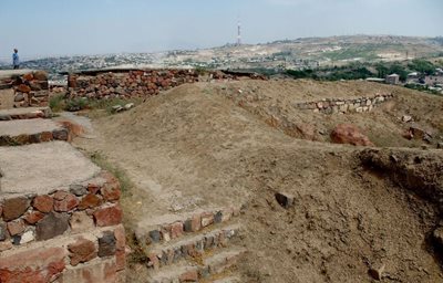 ایروان-قلعه-موزه-اربونی-Erebuni-Fortress-115081