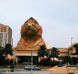 مرکز خرید سانوی پیرامید Sunway Pyramid Shopping Mall