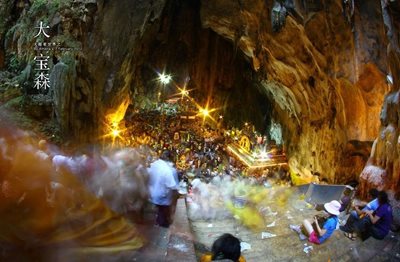 کوالالامپور-معبد-باتوکیو-غارهای-باتو-Batu-Caves-116655