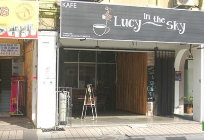 کوالالامپور-کافه-لوسی-این-د-اسکای-Lucy-In-The-Sky-Cafe-117064