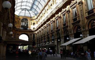 میلان-گالری-ویتوریو-امانوئل-دوم-Galleria-Vittorio-Emanuele-II-120141