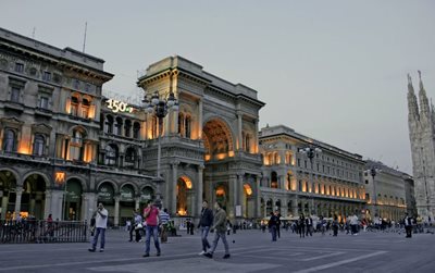 میلان-گالری-ویتوریو-امانوئل-دوم-Galleria-Vittorio-Emanuele-II-120135