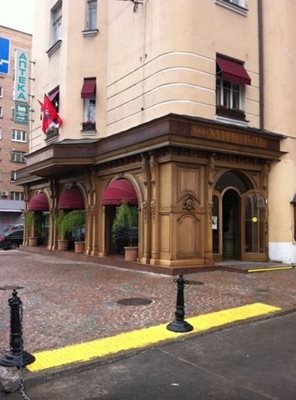 مسکو-کافه-میشل-Cafe-Michel-121424