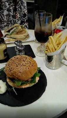 لیسبون-فست-فود-Cultura-do-Hamburguer-122674