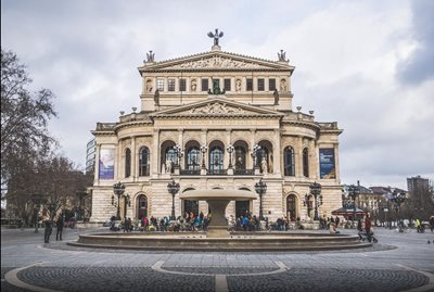 فرانکفورت-خانه-اپرا-Alte-Oper-125031