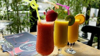 کازابلانکا-برگر-بیستروت-Bistrot-Burger-126814