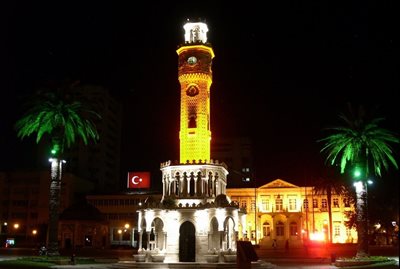 ازمیر-میدان-کوناک-Konak-Square-128660