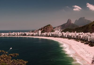 ریو-دوژانیرو-ساحل-کوباکاپانا-The-Copacabana-Beach-132176