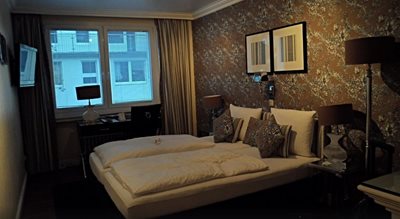 دوسلدورف-هتل-آقا-و-خانم-آستور-Sir-Lady-Astor-Hotel-133441