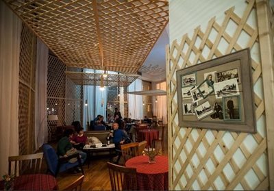 باتومی-کافه-باغ-Cafe-Gardens-135277